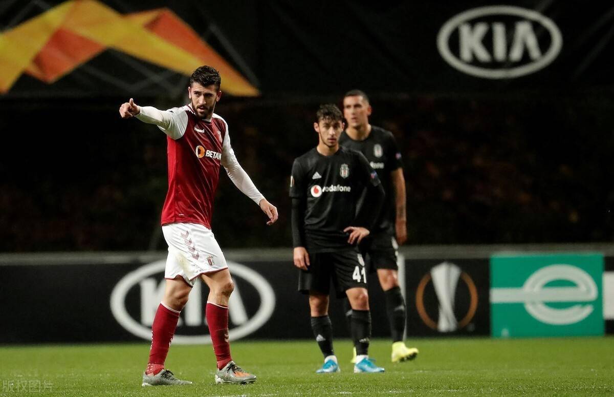 包含国际比赛日拜仁慕尼黑复出首秀广州队内部沟通备战足总杯,尼斯围绕葡超官宣签约直接炸裂的词条 包含国际比赛日拜仁慕尼黑复出首秀广州队内部沟通备战足总杯,尼斯围绕葡超官宣签约直接炸裂的词条