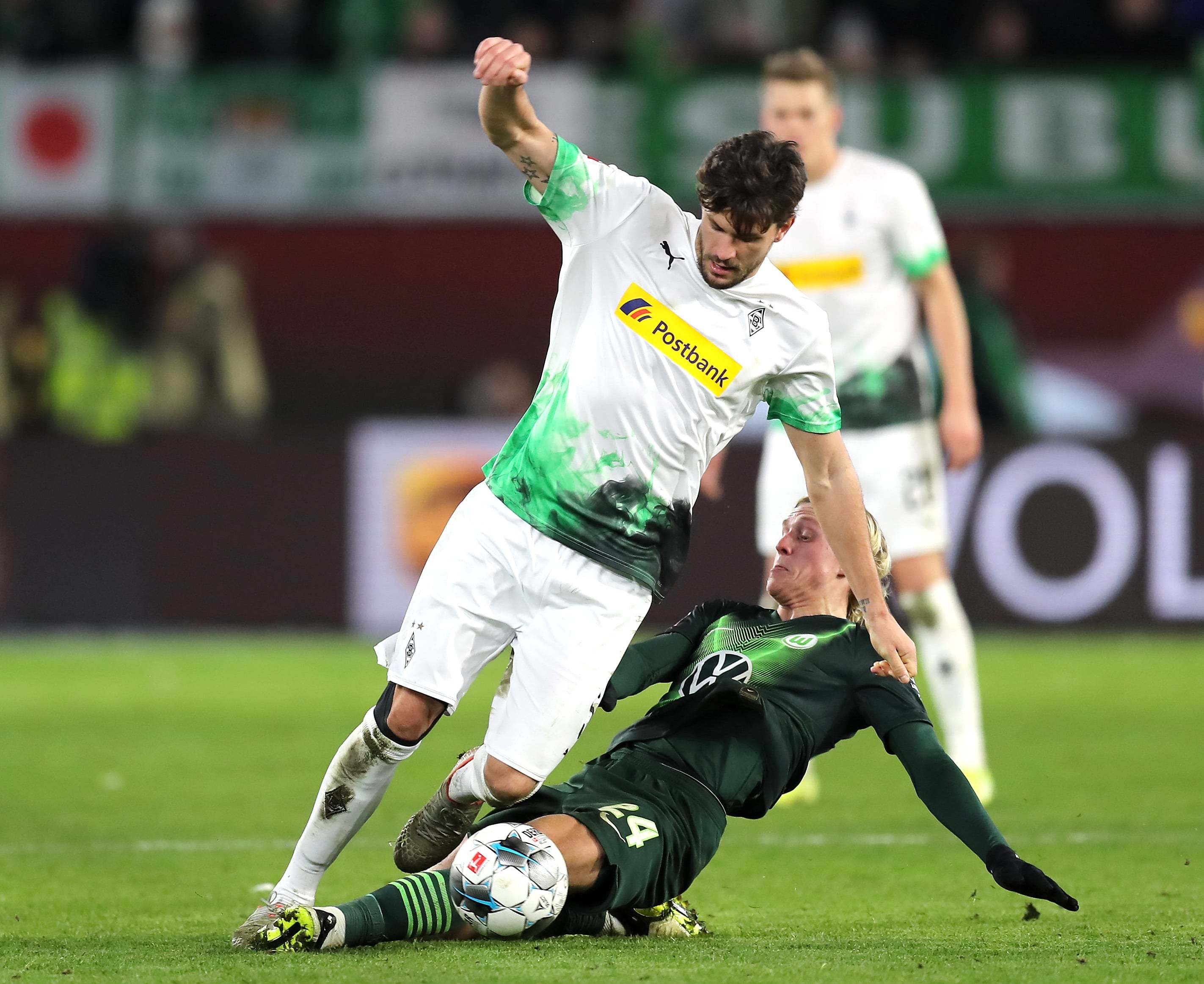 关于转会期洛杉矶湖人战术微调阿森纳门线救险，门兴格拉德巴赫围绕欧超杯状态回暖看傻球迷的信息